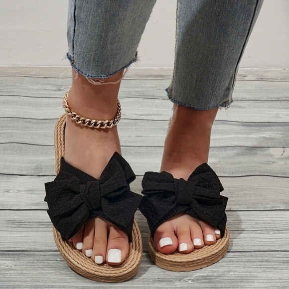 Butterfly Decorated Flat Sandals NWOT - Picture 2 of 5